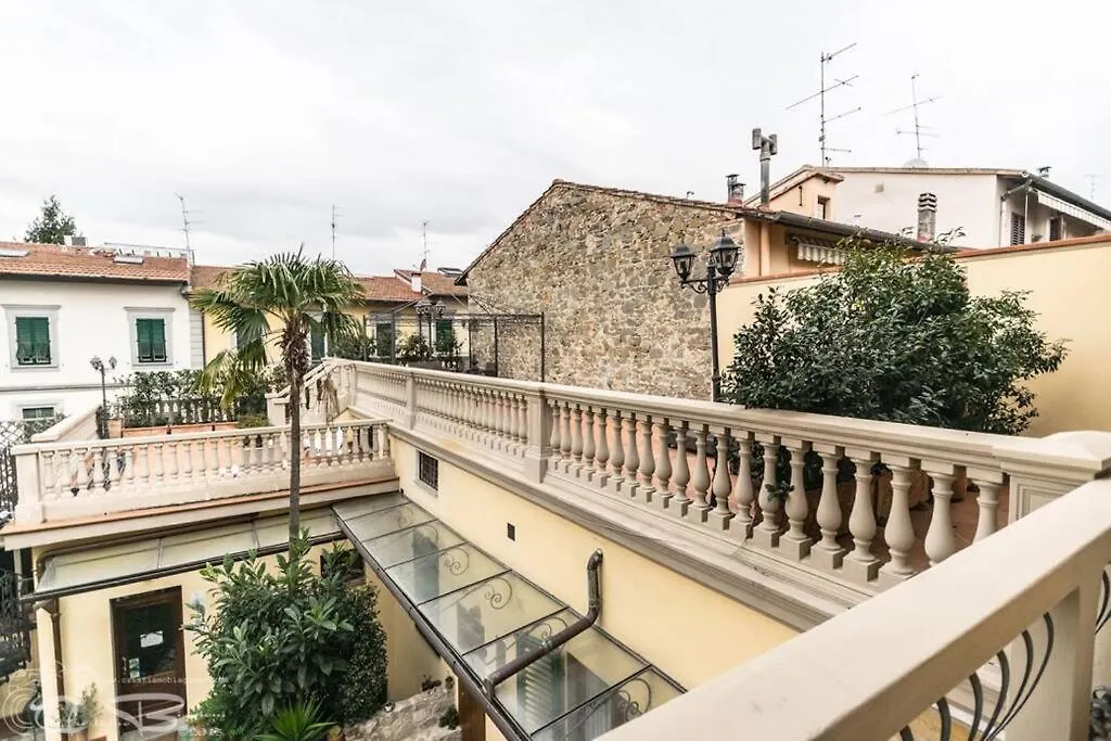 Nice portion of property By Villa Il Mosaico-1